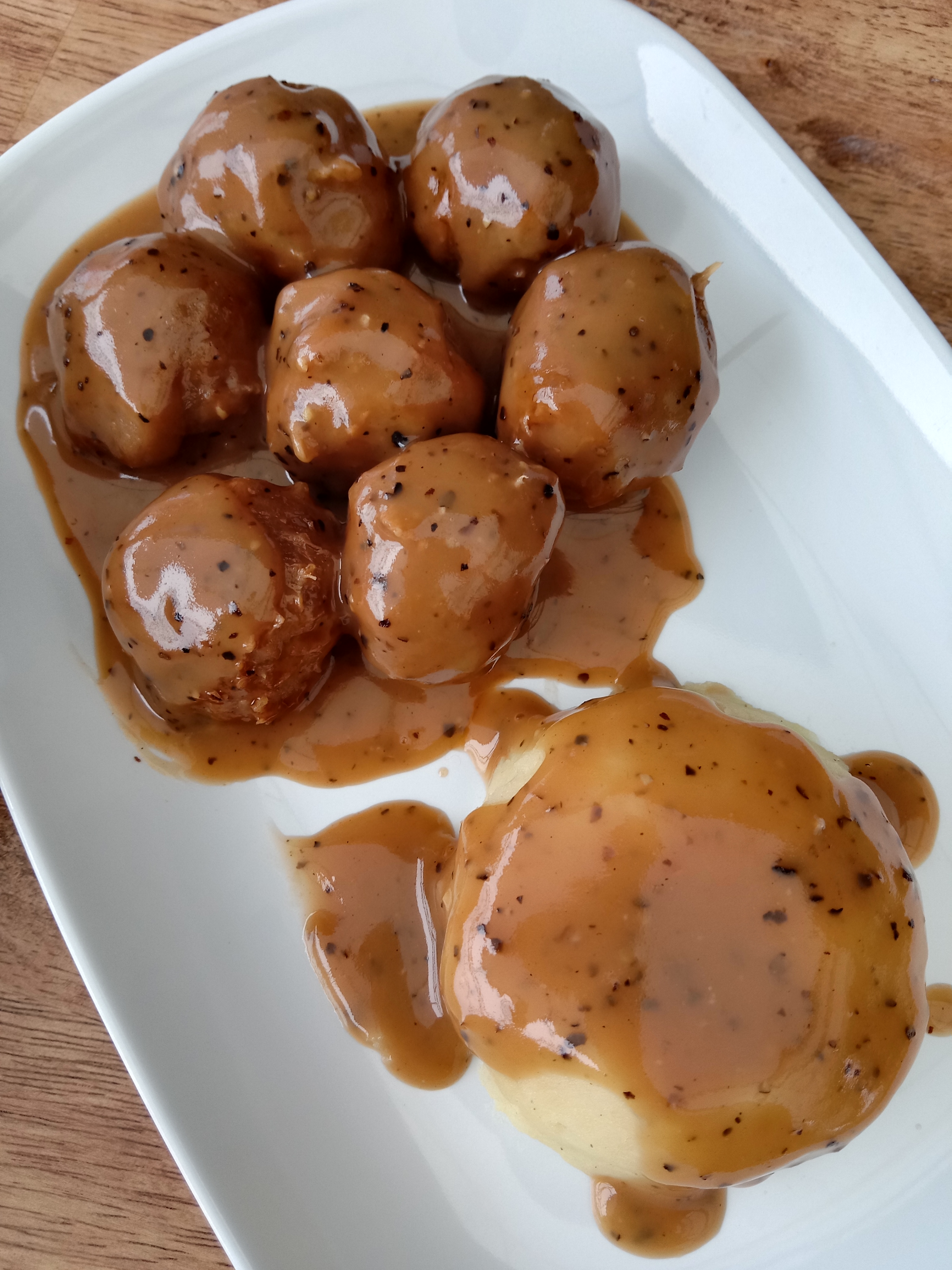 Meatball + Mashed Potato